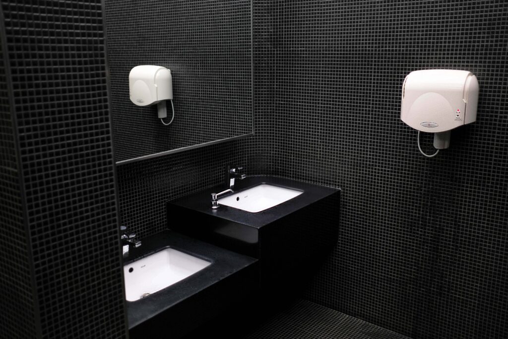 Black is back! Make a statement in the bathroom.